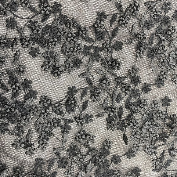 Zara - Floral Lace top - Picture 3 of 7